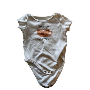 Indigo Books baby Onesie White/Brown 6-12 Months